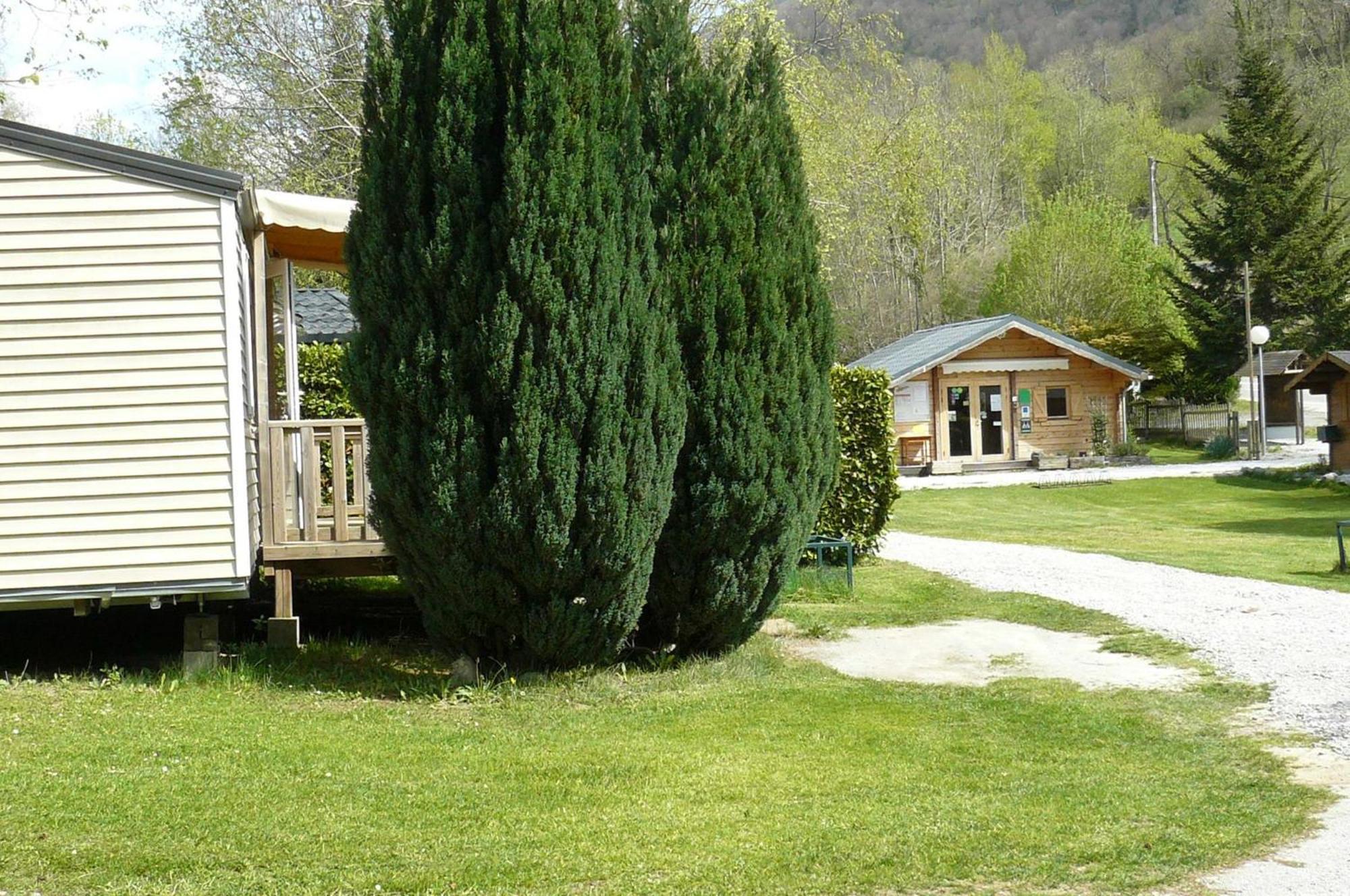 Camping Le Rey Louvie Juzon Exteriér fotografie