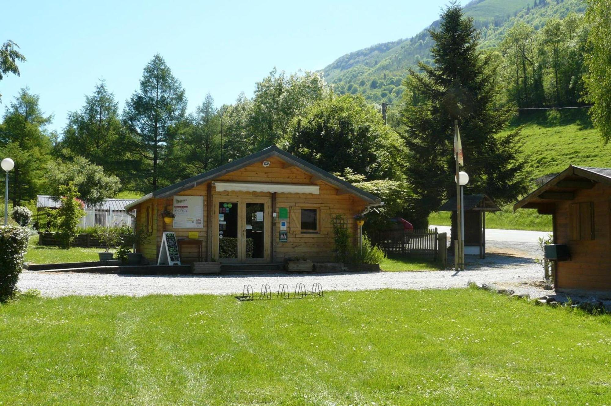 Camping Le Rey Louvie Juzon Exteriér fotografie