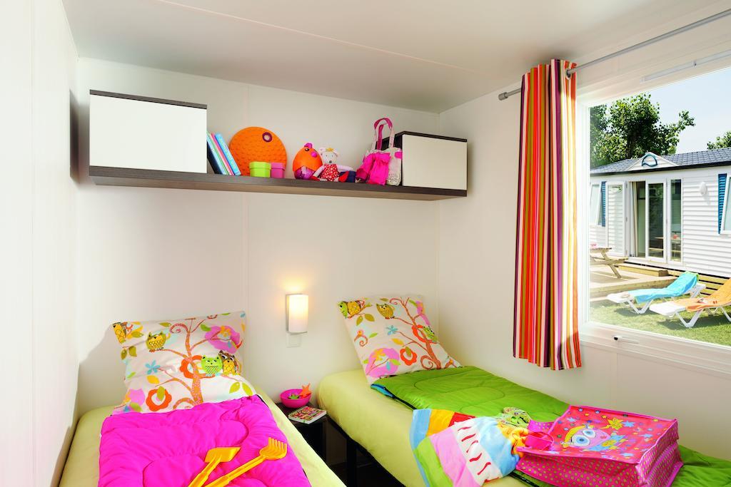 Camping Le Rey Louvie Juzon Pokoj fotografie