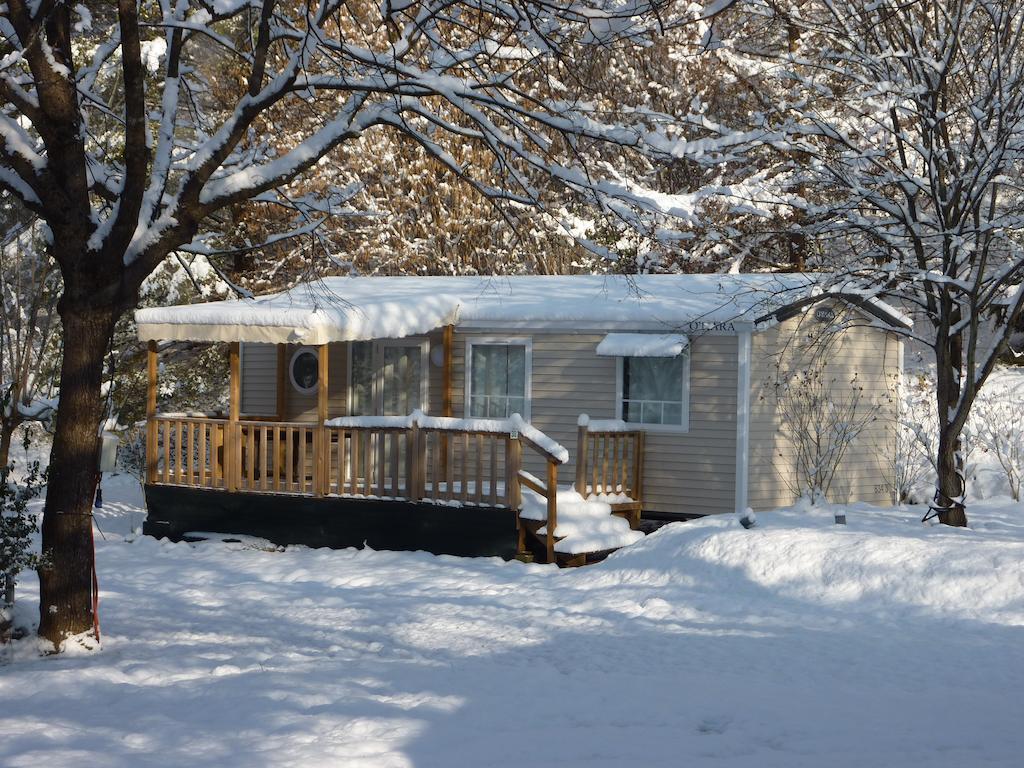 Camping Le Rey Louvie Juzon Pokoj fotografie