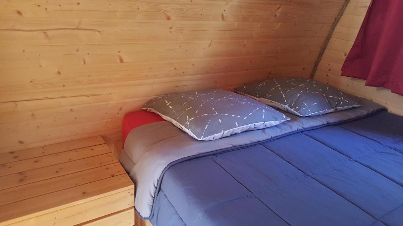 Camping Le Rey Louvie Juzon Exteriér fotografie