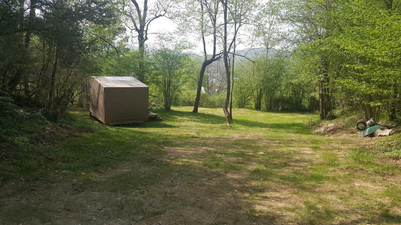 Camping Le Rey Louvie Juzon Exteriér fotografie